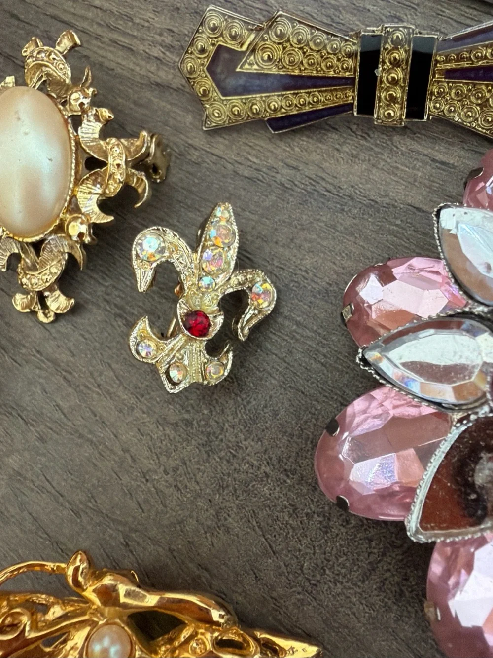 N/A assorted women’s